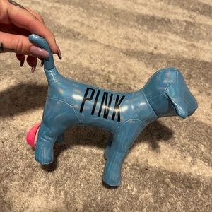 VS PINK Dog